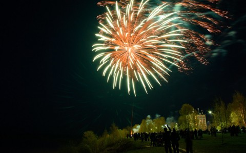 Пять самых удачных мест, откуда можно посмотреть фейерверк в Чепецке