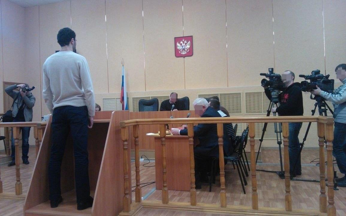 В Чепецке осудили таксиста, укравшего у пассажирки кошелек