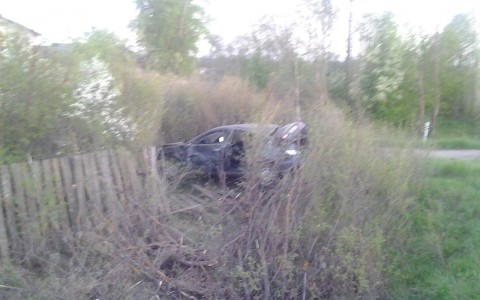 В Кирово-Чепецком районе иномарка с ребенком в салоне угодила в кювет
