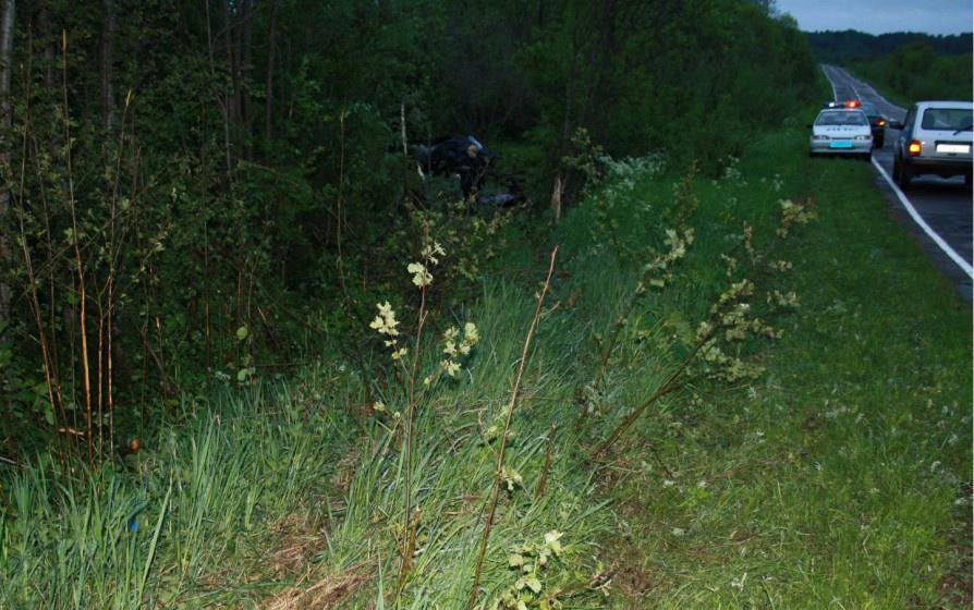 В Кировской области улетела в кювет и перевернулась "Лада": погибла 25-летняя пассажирка