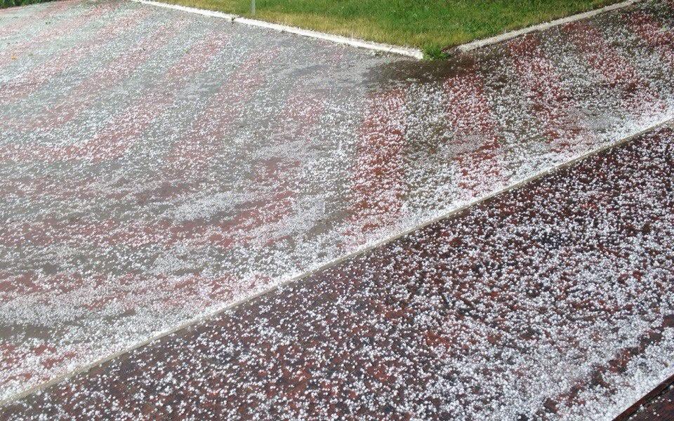 В Кирово-Чепецке выпал град