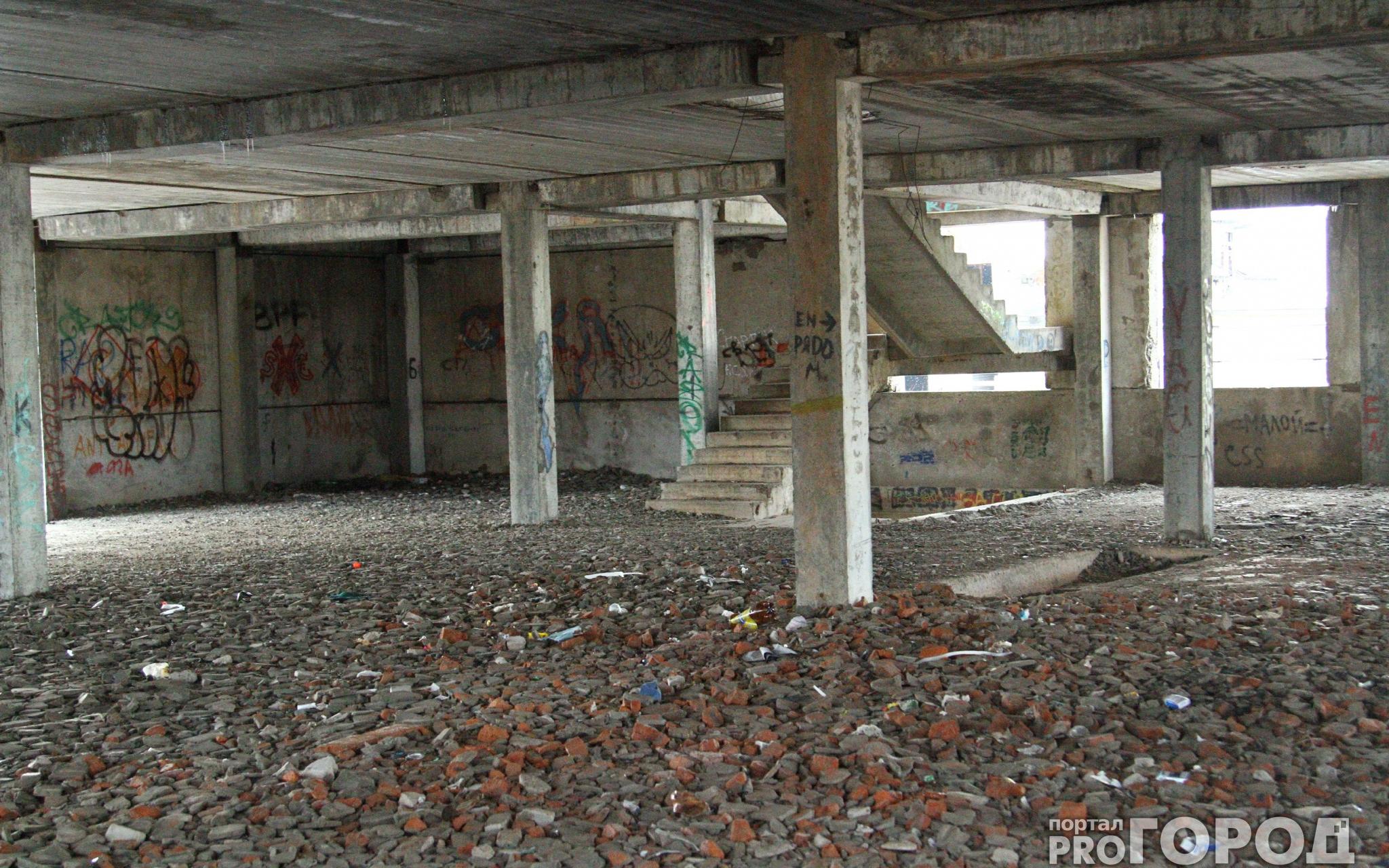 В Кирове мужчина изнасиловал пенсионерку в заброшенном доме