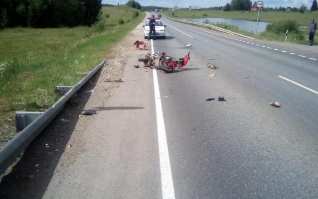 В Кировской области столкнулись ВАЗ и мопед: погиб 59-летний мужчина