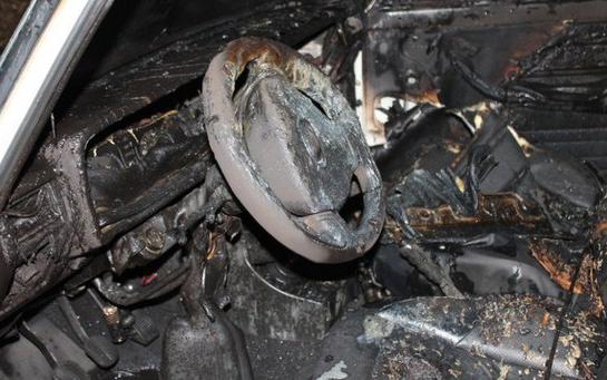 В Кирово-Чепецке на улице Парковой вспыхнула иномарка