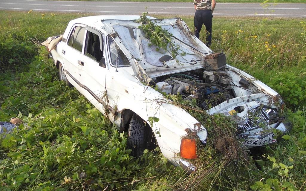 В Кировской области перевернулась "Волга": погиб водитель