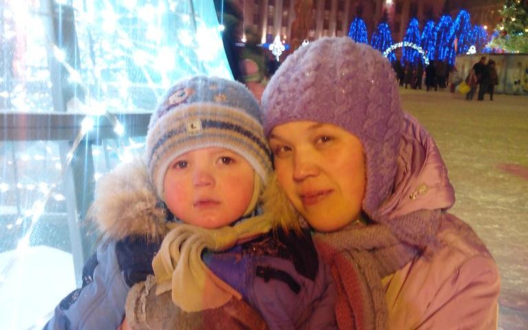 6-летнему Матвею с редкой болезнью из Слободского нужна инвалидная коляска