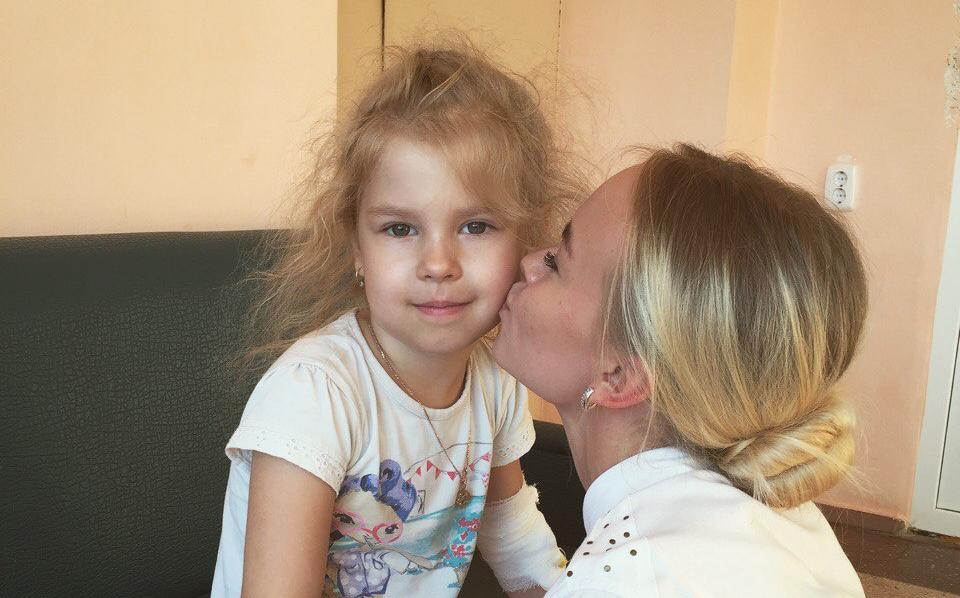 Ребята из детского сада в Чепецке устроили флешмоб, чтобы спасти от рака свою 5-летнюю подругу