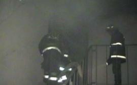 В Кирово-Чепецке в подъезде шесть пожарных тушили детскую коляску