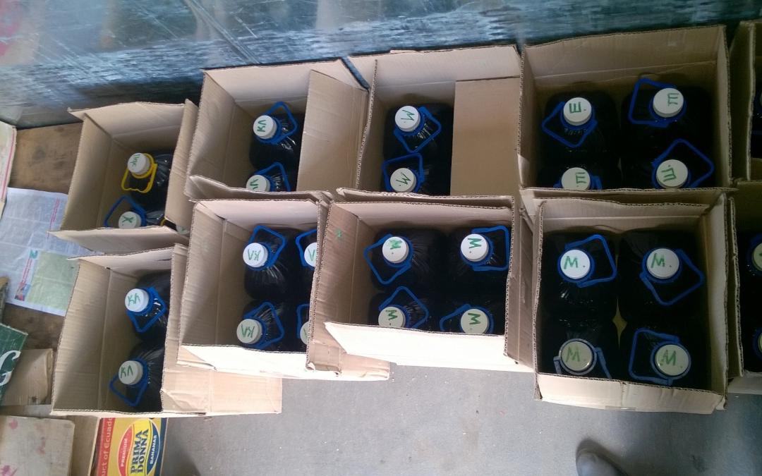 В Чепецке арестовали фуру с 51 канистрой коньяка