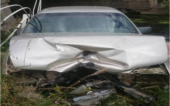 В Кирово-Чепецком районе иномарка слетела с моста