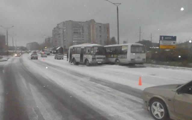 В Чепецке осудили водителя автобуса после аварии у ТЦ "Бум"
