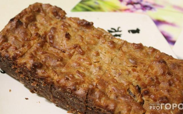 Рецепт дня: яблочный кекс с орехами и корицей