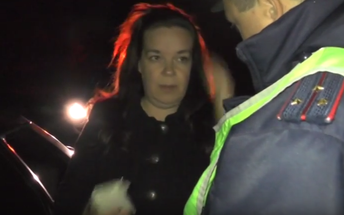 В Кирове задержали пьяную чепчанку, которая торопилась к ребенку