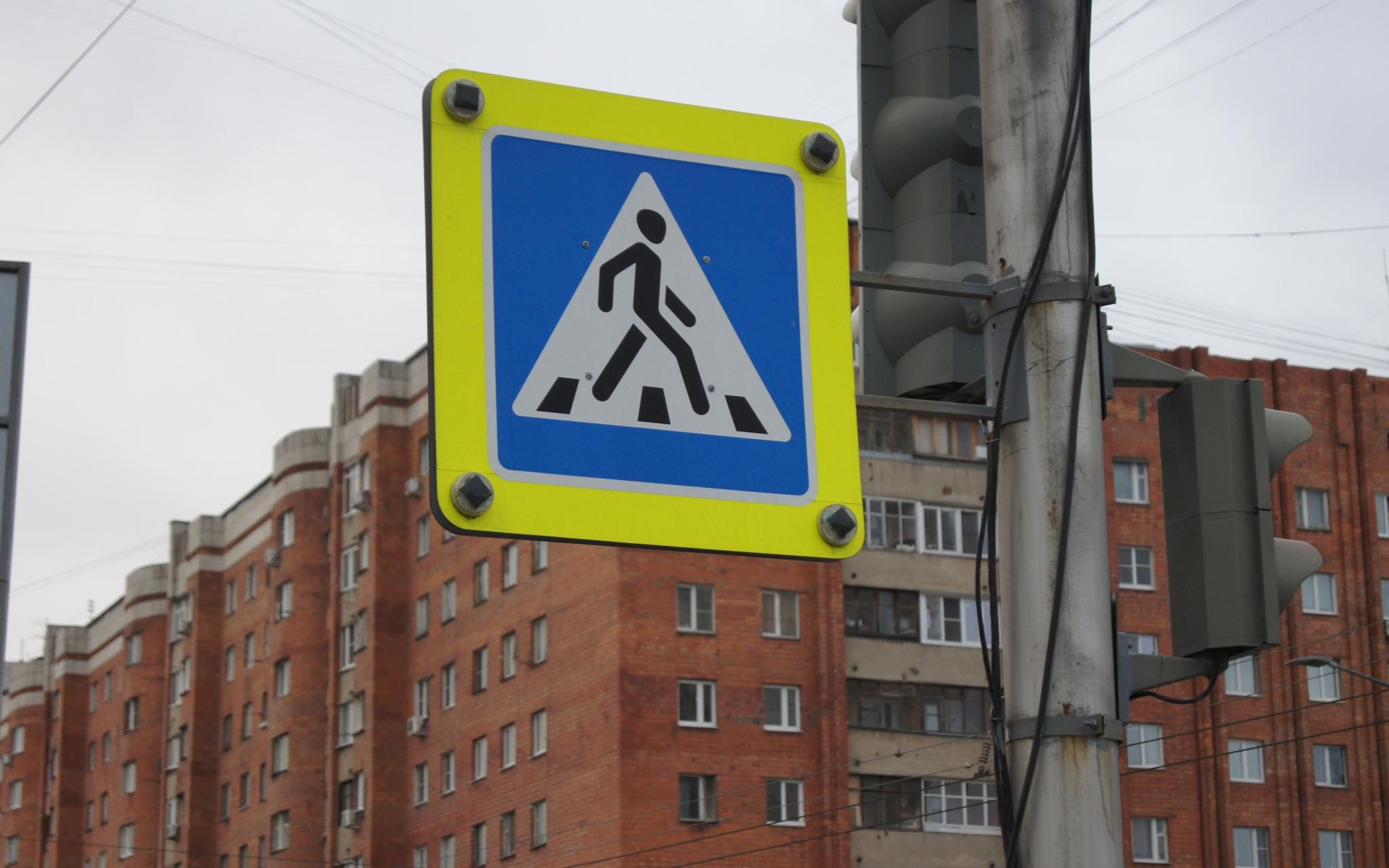 В Кирово-Чепецке 71-летний водитель иномарки сбил женщину на зебре