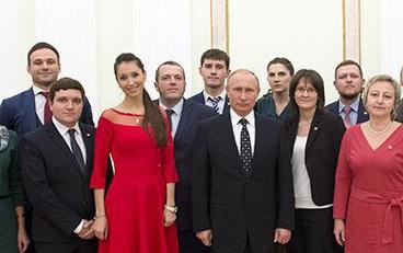 Педагог из Чепецка поговорила с Владимиром Путиным о латыни