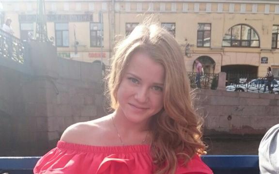 В Кировской области 18-летняя девушка умерла на руках отца в больнице