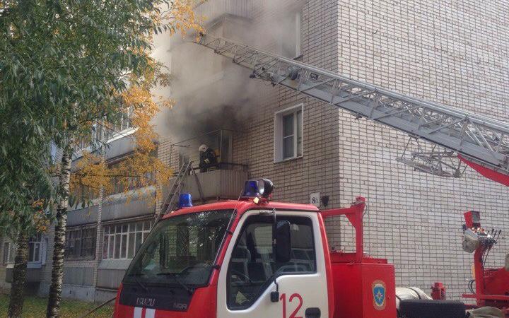 В Кирово-Чепецке загорелась квартира в пятиэтажке