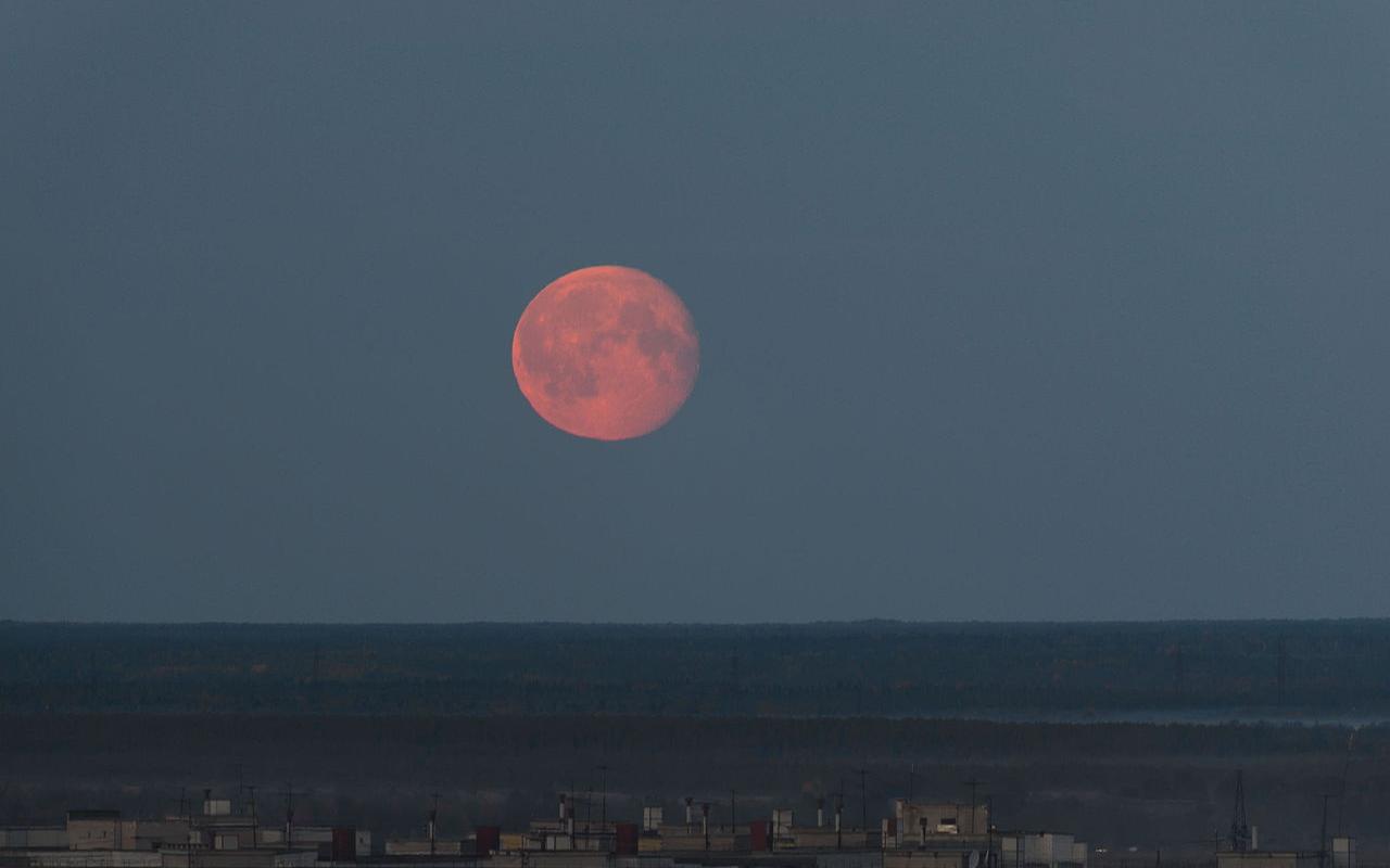 Чепчане на выходных увидят большую "кровавую" луну