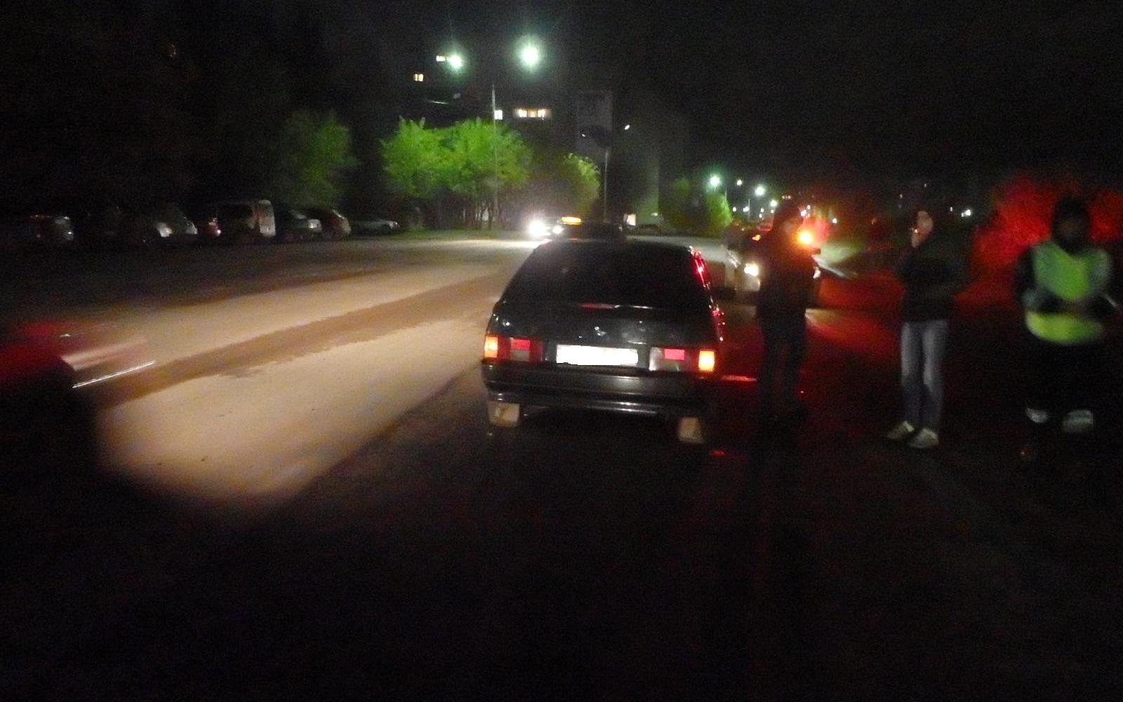 В Чепецке 21-летний водитель ночью сбил мужчину