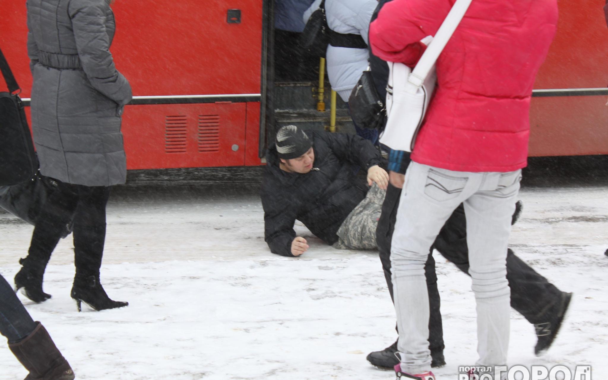 Скользкие дороги и смена часового пояса: на что жаловались чепчане на этой неделе?
