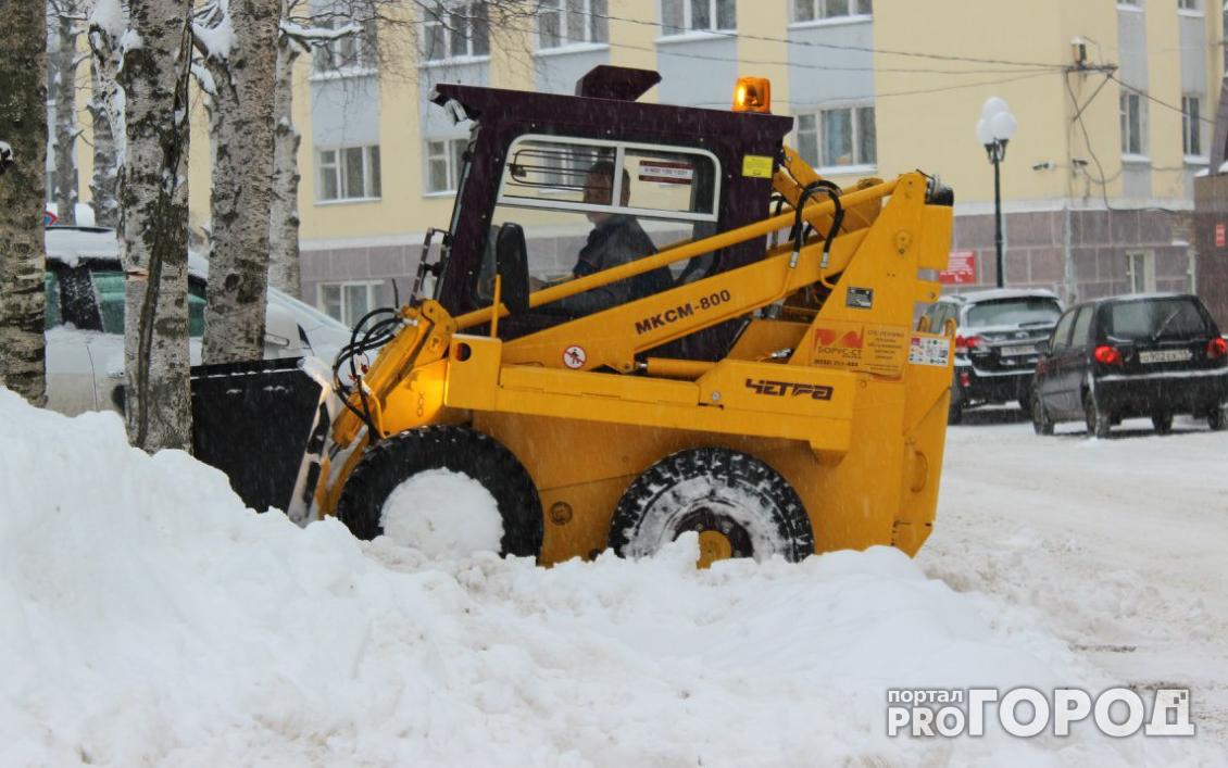 В Чепецке убирают снег с нарушениями правил благоустройства