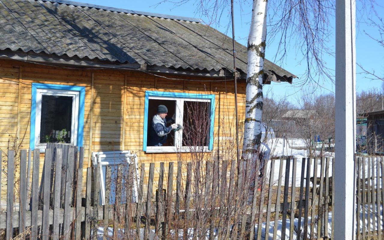 "Подарок ветерану": в доме Любови Лукашовой начались ремонтные работы