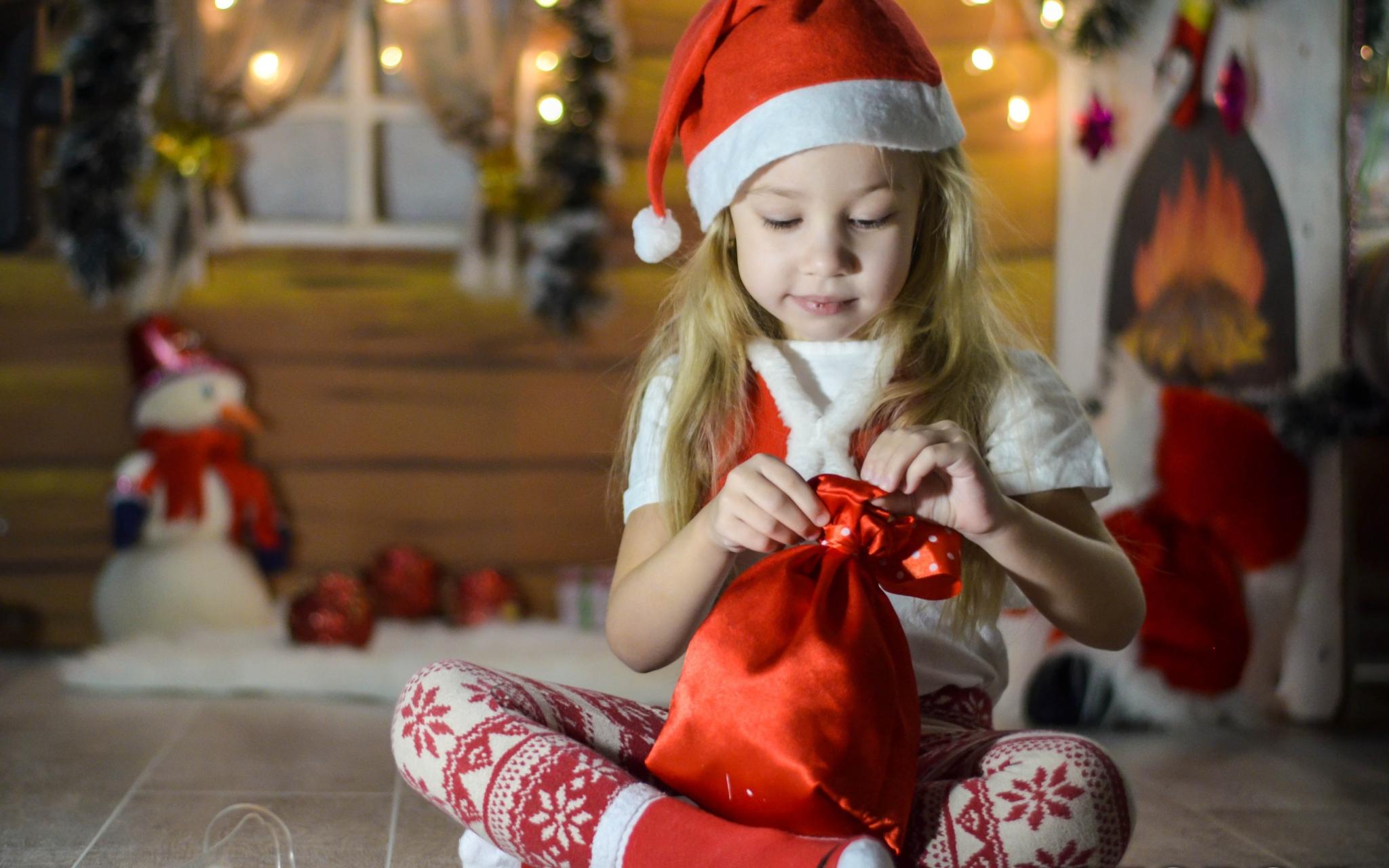 Эволюция подарков: что хотели дети 20 лет назад и что просят на Новый год сейчас