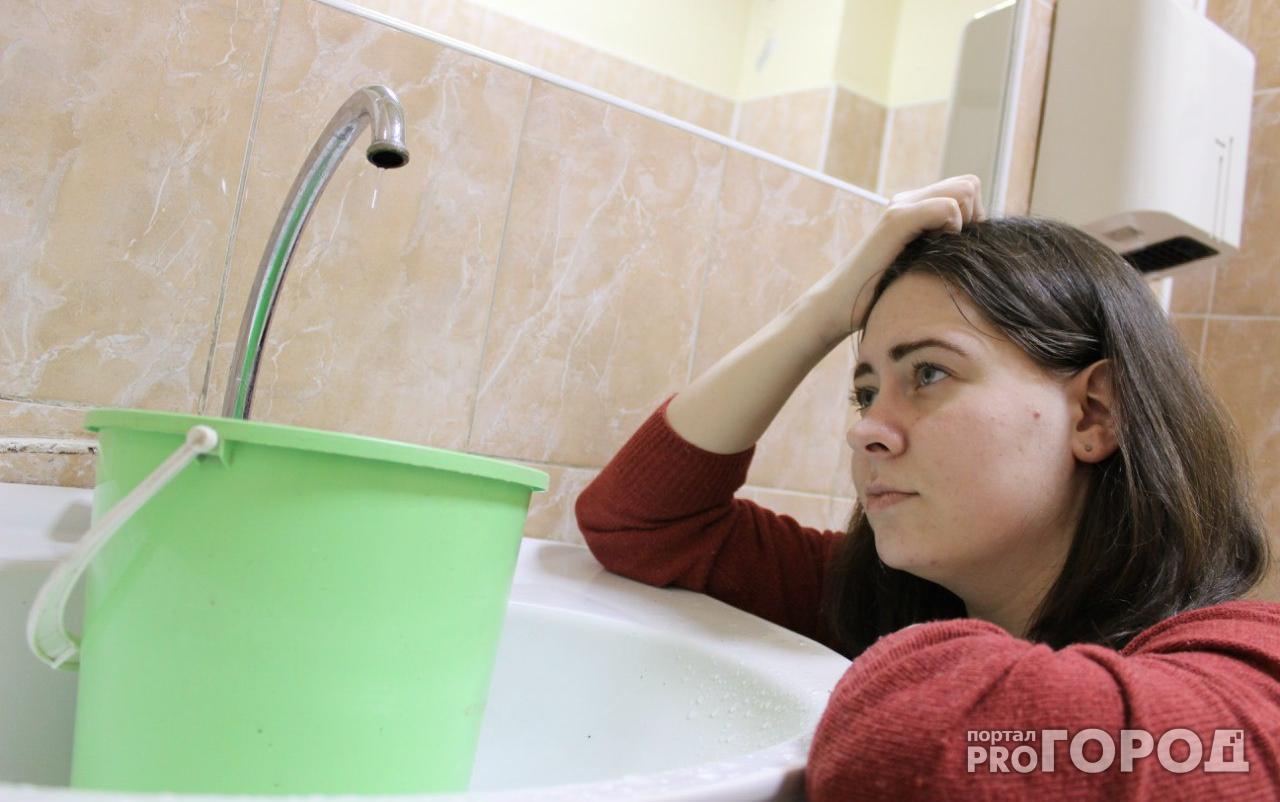 В Чепецке из-за двух аварий перекрыли дорогу и отключили воду в домах