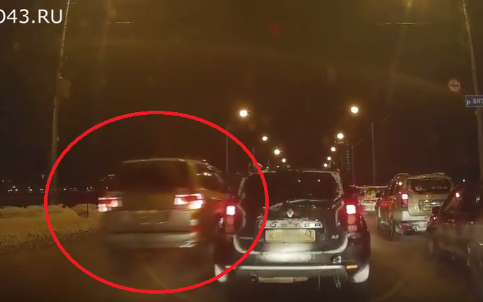 ГИБДД проверит, почему машина врио губернатора ехала по встречке