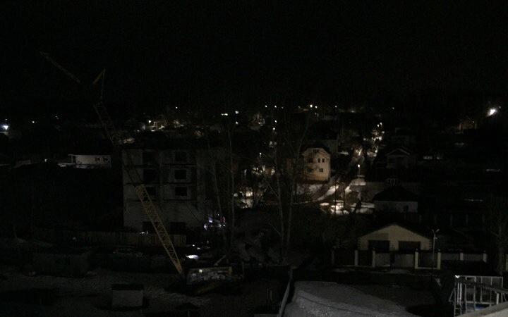 В Чепецке по заброшенной стройке бегали 15 человек с фонариками