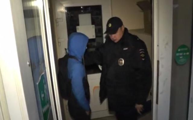 Чепчане: «По городу ходит школьник с ножом в руках»