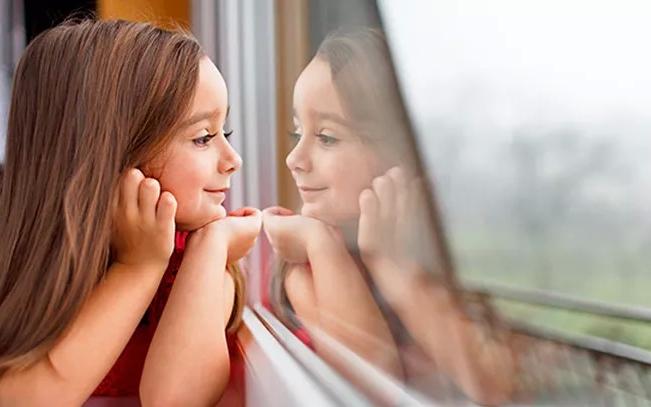 Детский замок на окна: нужен немедленно!