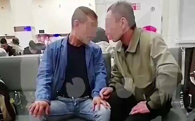 На кировском вокзале в зале ожидания бывший зэк убил друга