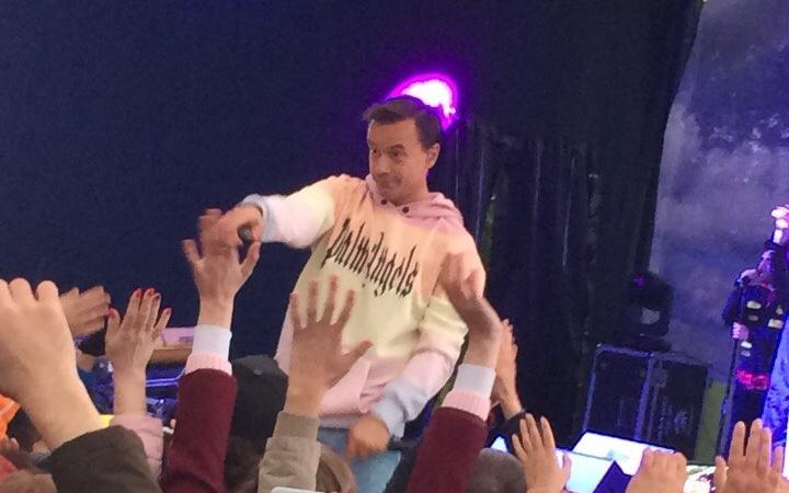 В Куменах в день рождения колхоза выступила группа "Дискотека авария"