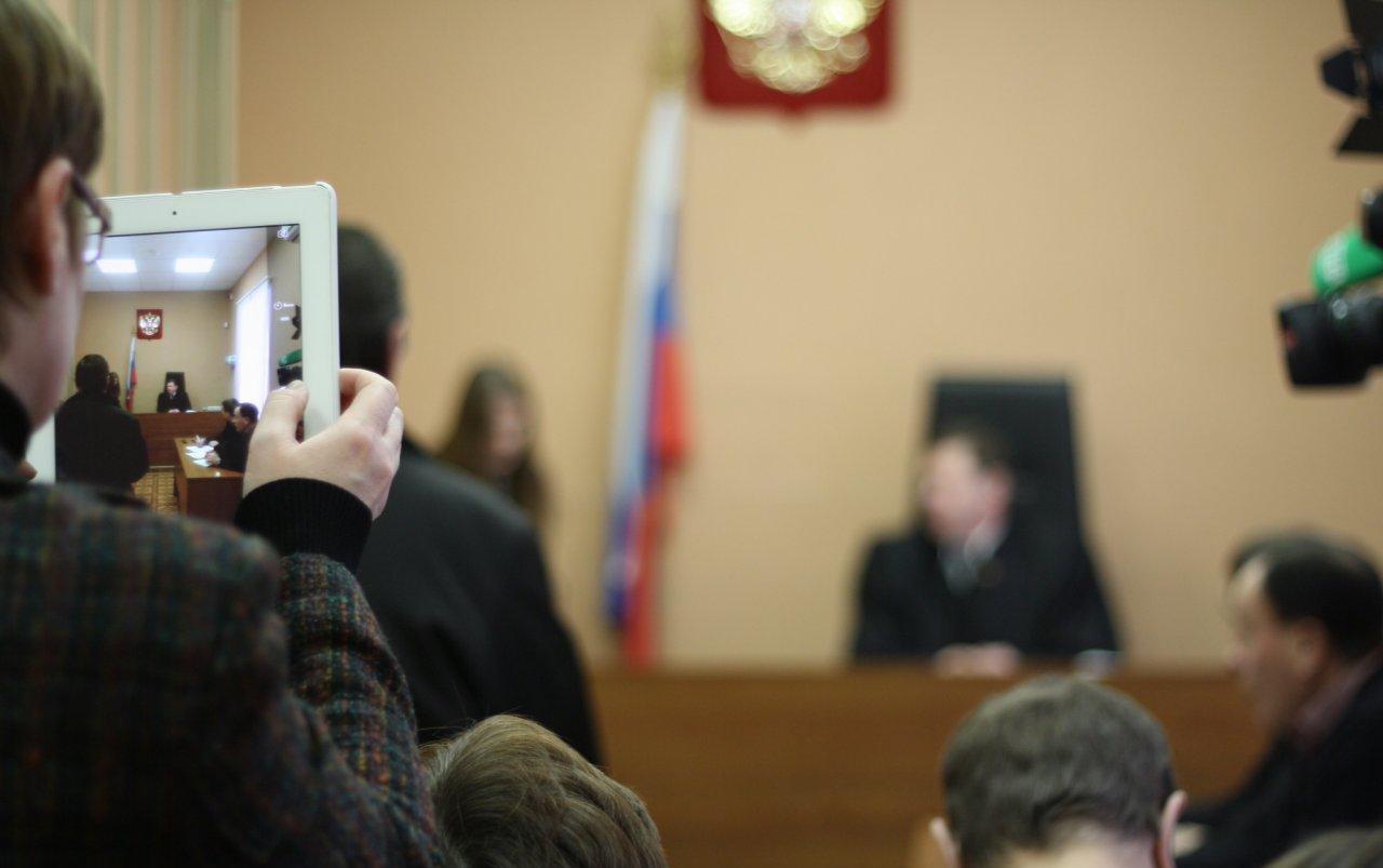 В Чепецке осудили мужчину, который издевался над матерью и бил ее