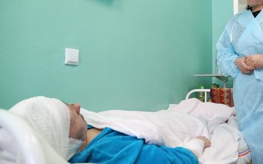 Чепчанин получил ожоги в саду: мужчину госпитализировали