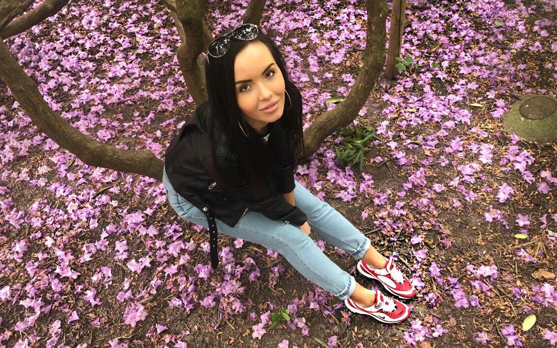 Кировчанка снялась в новом клипе Стаса Костюшкина