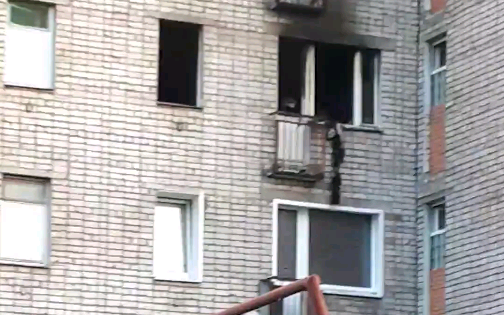 В Чепецке третий раз за месяц горит квартира в малосемейке на Ленина