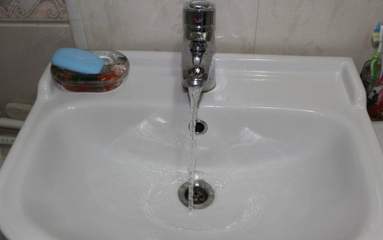 В Чепецке снизят температуру горячей воды в домах