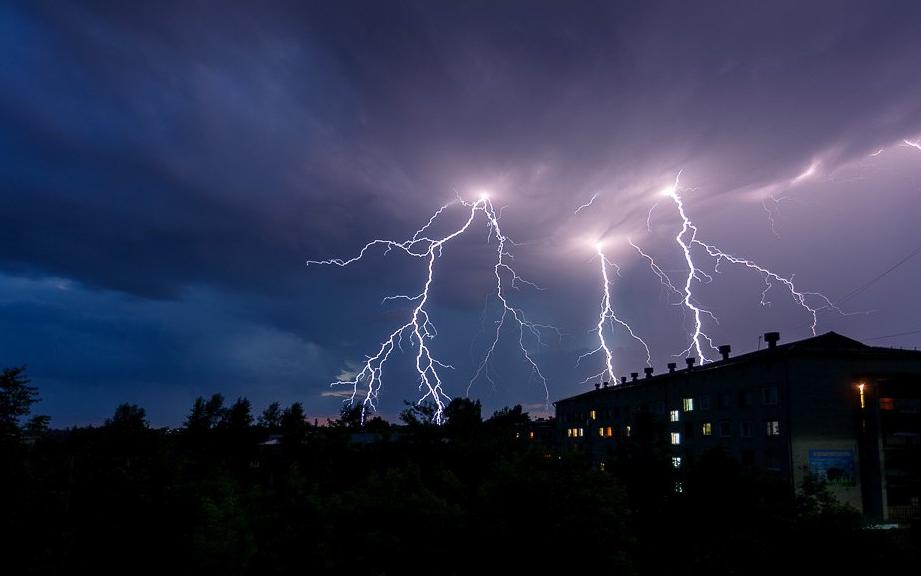 МЧС предупреждает об ухудшении погоды в Кировской области в среду