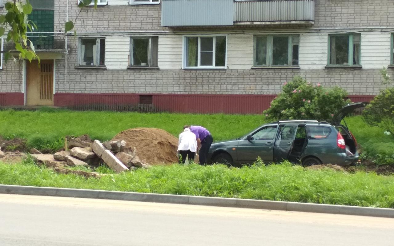 Чепчане украли песок, который привезли для Вятской набережной