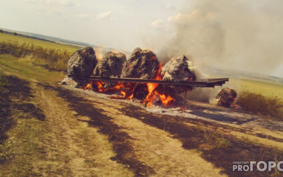 В одном из сел Кирово-Чепецкого района сгорело 200 рулонов сена
