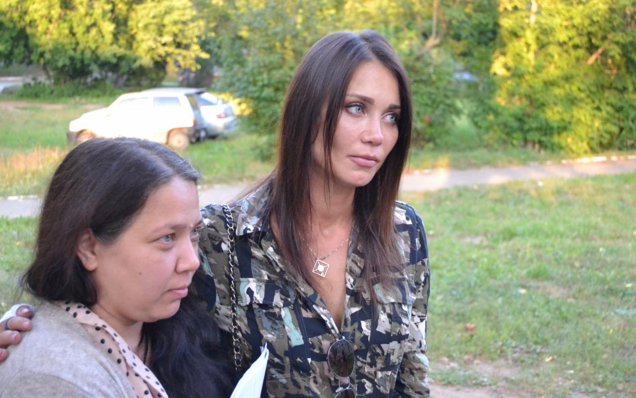 Екатерина Белых приехала в Чепецк, чтобы поддержать 14-летнего Матвея и его маму