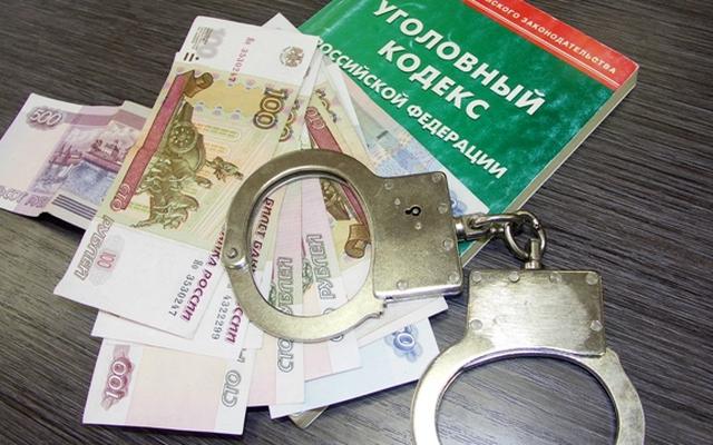 Чепчанин обокрал своего собутыльника более чем на 75 тысяч и пошел прогулять деньги с девушкой