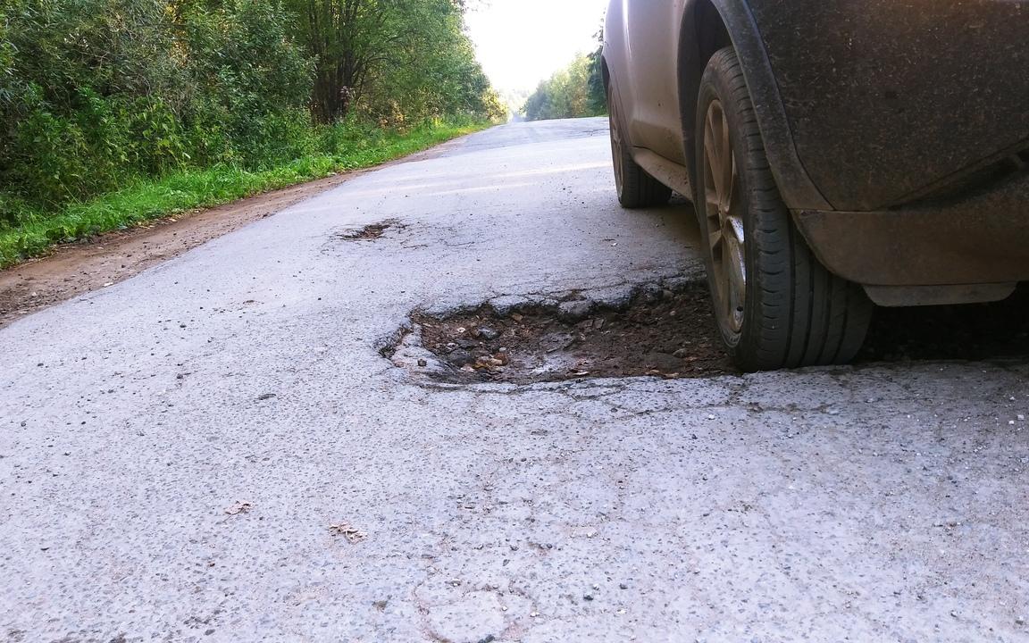 На ужасную трассу в Чепецком районе пожаловались водители