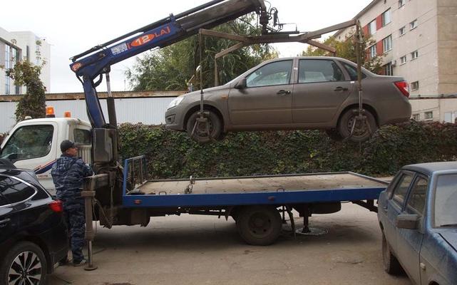 Из-за долгов житель Кирово-Чепецка лишился автомобиля