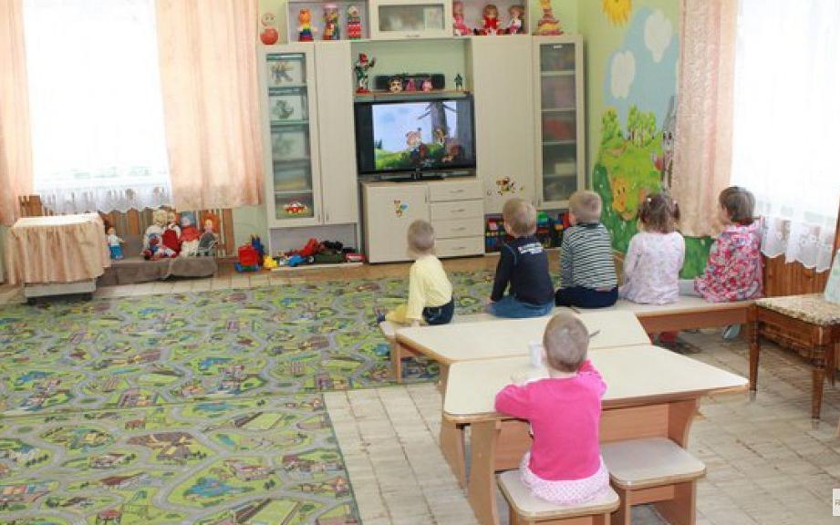 «Несите подушки, градусник и моющие средства»: чепчане рассказали, что просят в детских садах
