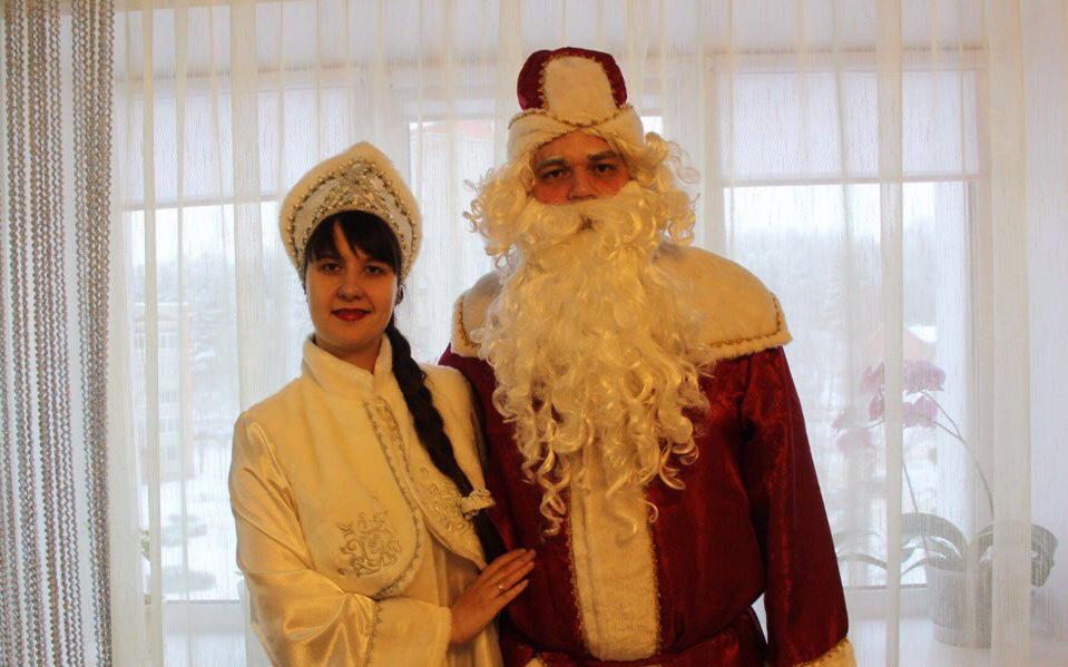 Дед Мороз и Снегурочка из Чепецка рассказали, что просят современные дети на Новый год