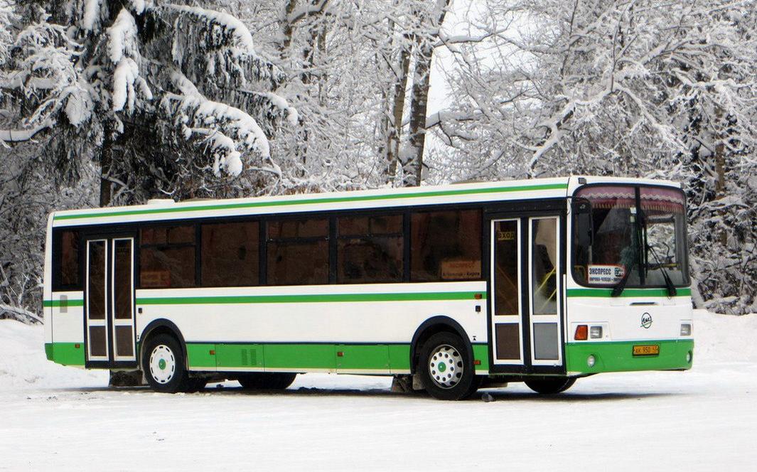 "Работать в предпраздничные дни даже интересно": водитель автобуса о своей профессии