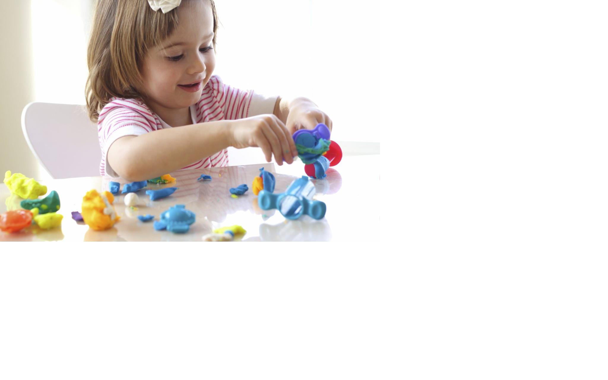 Какие игрушки нужны малышу от 0 до 3 лет?